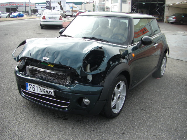MINI COOPER 1.6 D 109CV