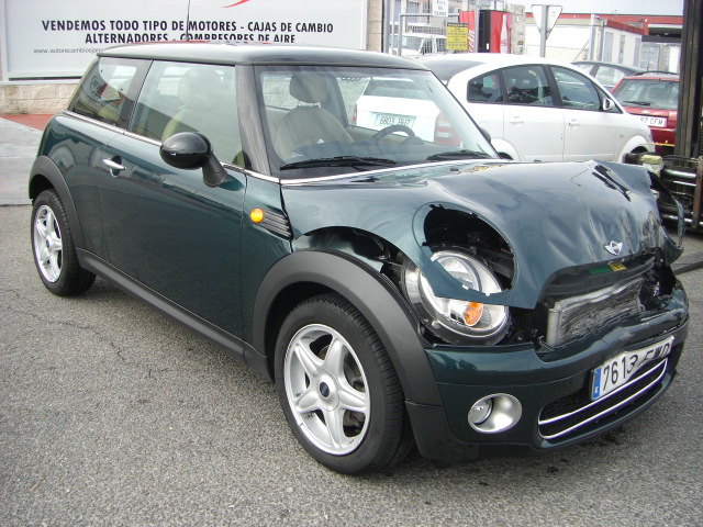MINI COOPER 1.6 D 109CV