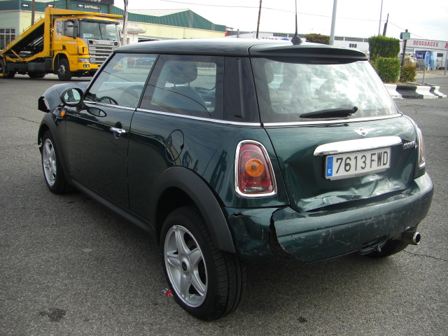 MINI COOPER 1.6 D 109CV