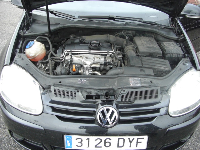 VOLKWAGEN COLF V 2.0 TDI 140CV