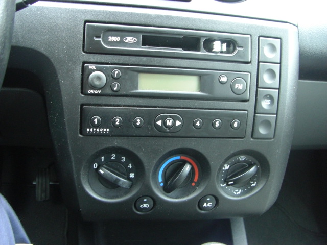 FORD FIESTA 1.4 TDCI 68CV