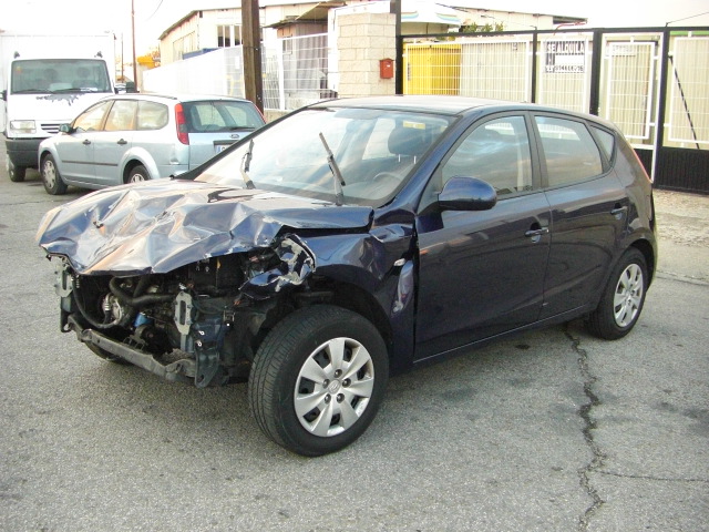 HYNDAI I-30 1.4 GASOLINA 109CV