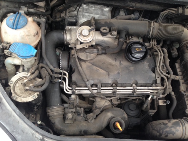 VOLKSWAGEN GOLF 1.9 TDI 105CV