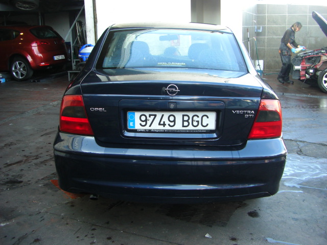 OPEL VECTRA 2.0 DTI 2000 EDITION 101CV 