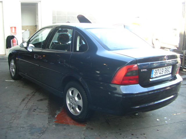 OPEL VECTRA 2.0 DTI 2000 EDITION 101CV 