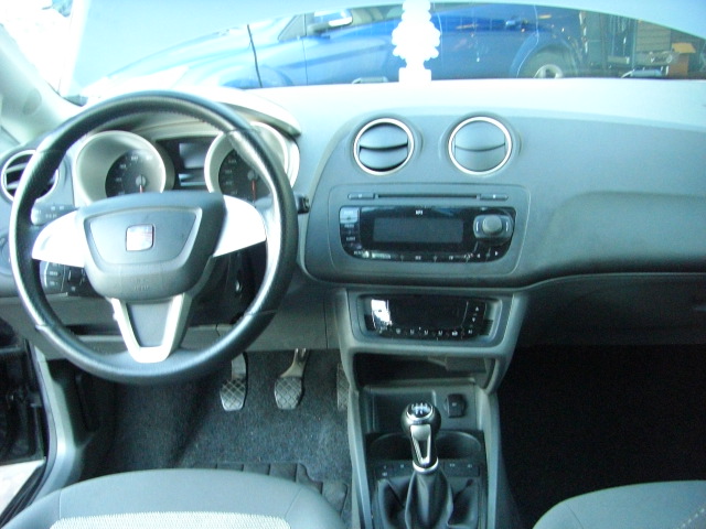 SEAT IBIZA 1.6 GASOLINA 105CV