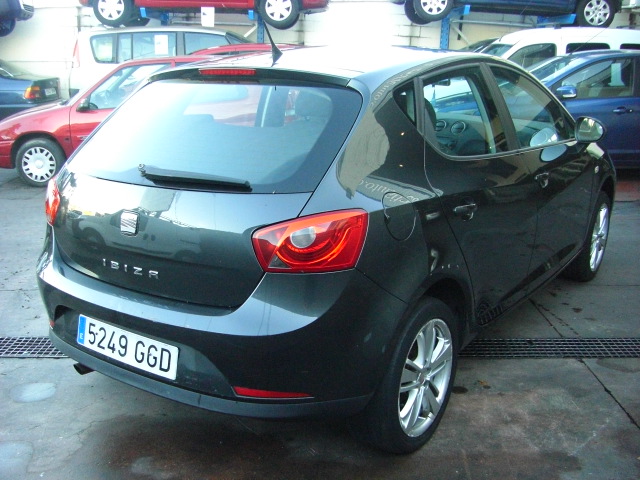SEAT IBIZA 1.6 GASOLINA 105CV