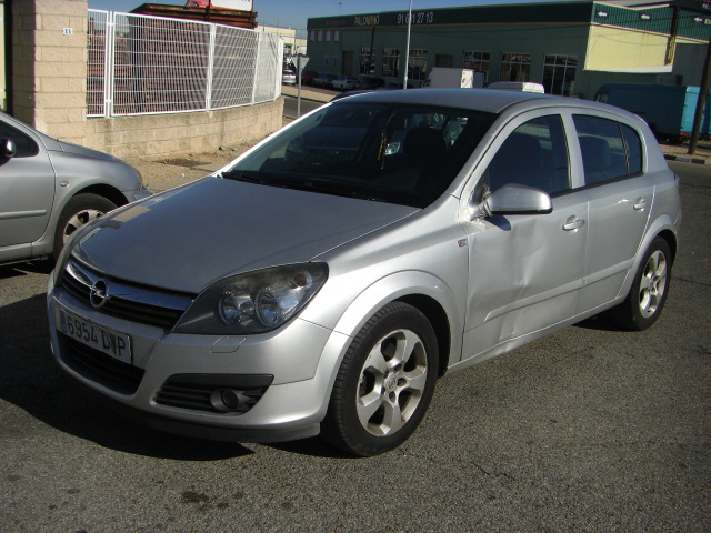 OPEL ASTRA 1.9 CDTI 120CV