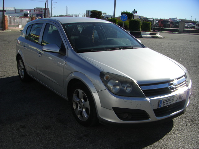 OPEL ASTRA 1.9 CDTI 120CV