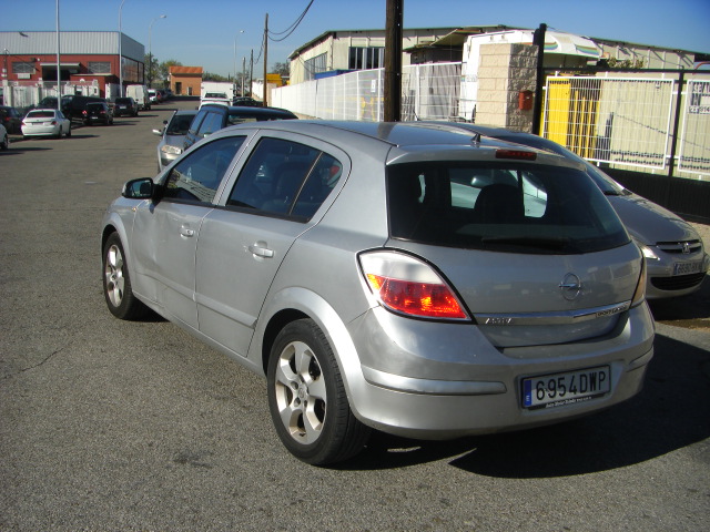 OPEL ASTRA 1.9 CDTI 120CV