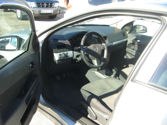 OPEL ASTRA 1.9 CDTI 120CV