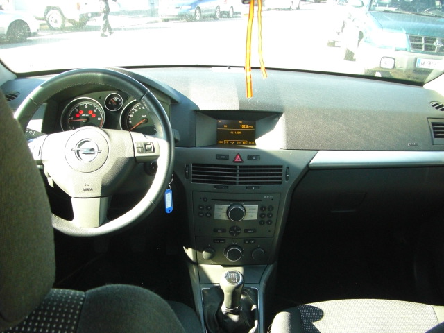 OPEL ASTRA 1.9 CDTI 120CV