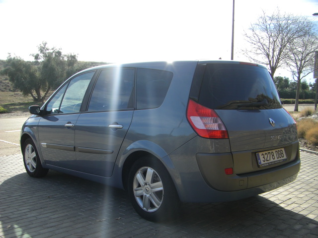 RENAULT GRAND SCENIC 1.9 DCI 120CV 7 PLAZAS