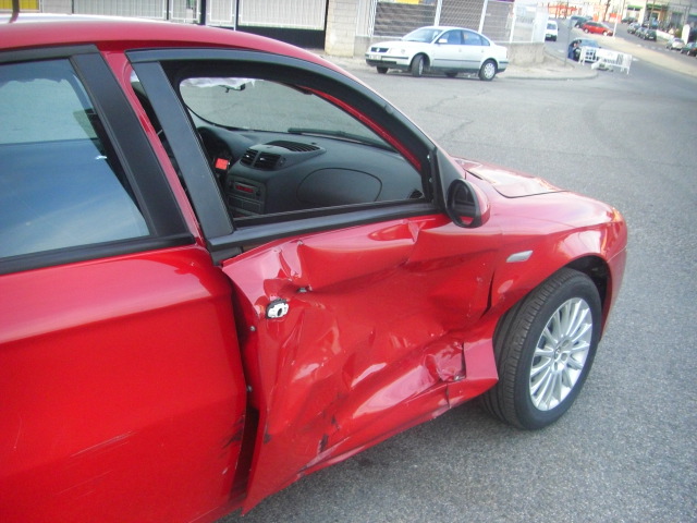 ALFA ROMEO 147 1.6 GASOLINA 105CV