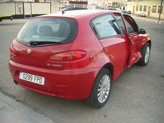 ALFA ROMEO 147 1.6 GASOLINA 105CV