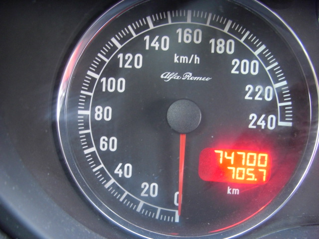 ALFA ROMEO 147 1.6 GASOLINA 105CV