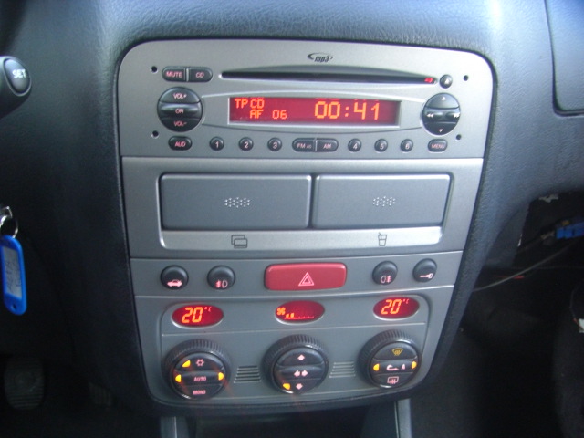 ALFA ROMEO 147 1.6 GASOLINA 105CV