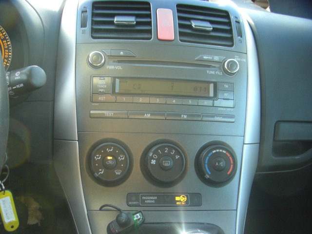 TOYOTA AURIS 1.4 D4D LUNA 90CV