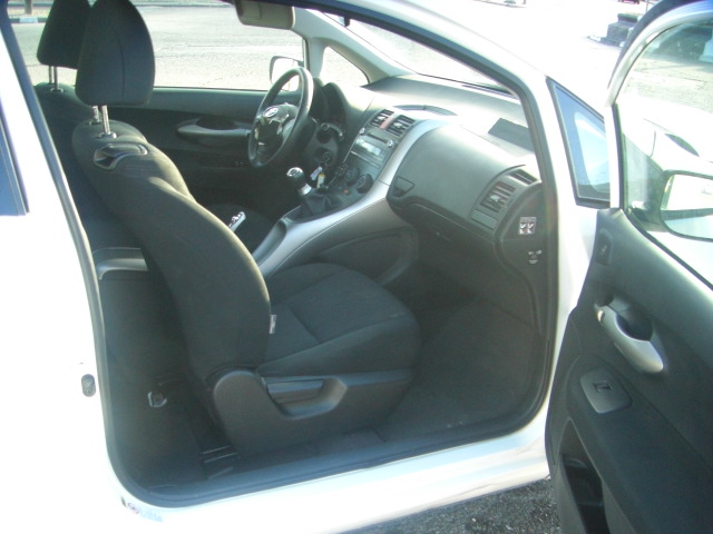 TOYOTA AURIS 1.4 D4D LUNA 90CV