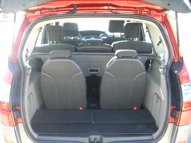 RENAULT GRAND SCENIC 1.9 DCI 120CV 7 PLAZAS