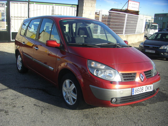 RENAULT GRAND SCENIC 1.9 DCI 120CV 7 PLAZAS