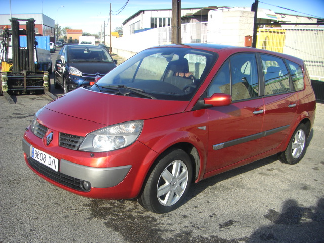 RENAULT GRAND SCENIC 1.9 DCI 120CV 7 PLAZAS