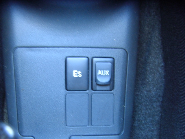 TOYOTA YARIS 1.3 VVT CD 100CV AUTOMATICO GASOLINA