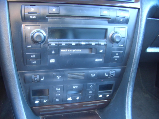 AUDI A 6 QUATTRO TIP TRONIC 2.5 180CV