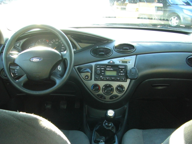 FORD FOCUS 1.8 TD 90CV