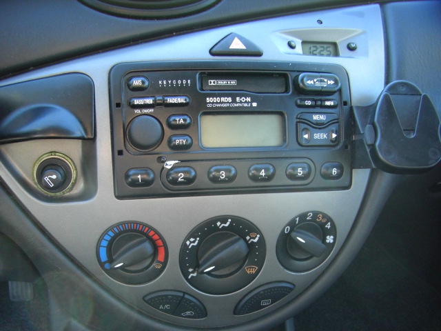 FORD FOCUS 1.8 TD 90CV