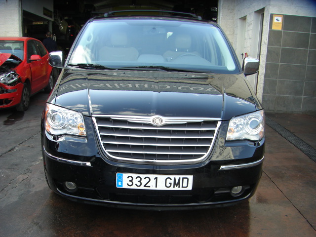 CHYSLER VOYAGER LIMITED 2.8 CRD 163CV 7 PLAZAS