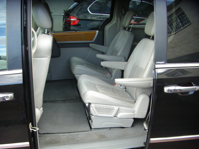 CHYSLER VOYAGER LIMITED 2.8 CRD 163CV 7 PLAZAS