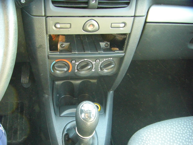 RENAULT CLIO COMUNITI 1.5 DCI 65CV