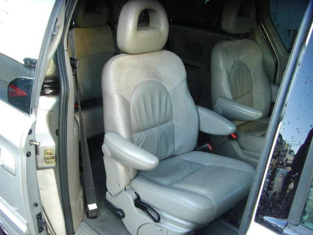 CHYSLER VOYAGER 3.0 GASOLINA 160CV 7 PLAZAS AUTOMATICA