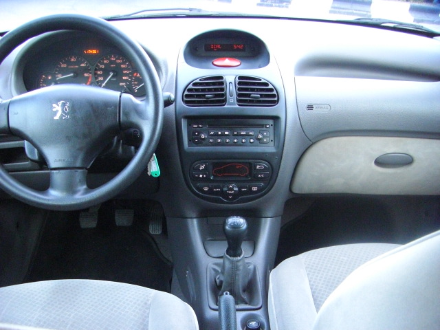 PEUGEOT 206 1.4 HDI 90CV