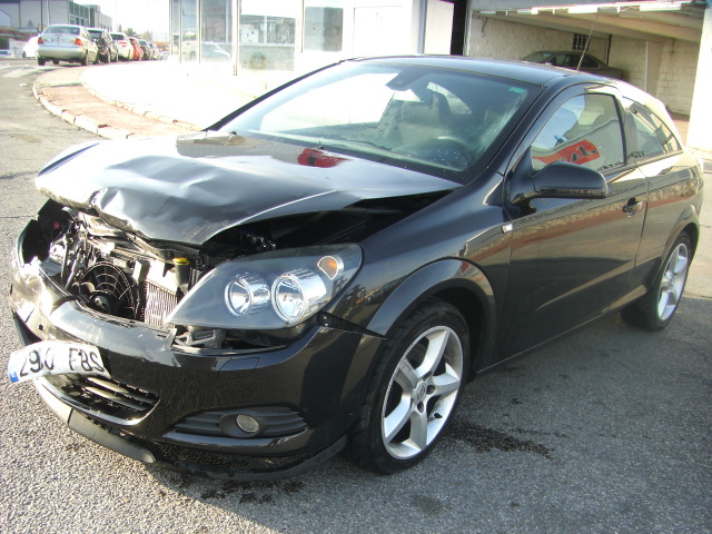 OPEL ASTRA GTC SPORT 1.9 CDTI 120CV