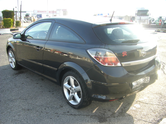 OPEL ASTRA GTC SPORT 1.9 CDTI 120CV