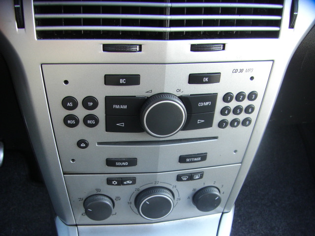 OPEL ASTRA GTC SPORT 1.9 CDTI 120CV