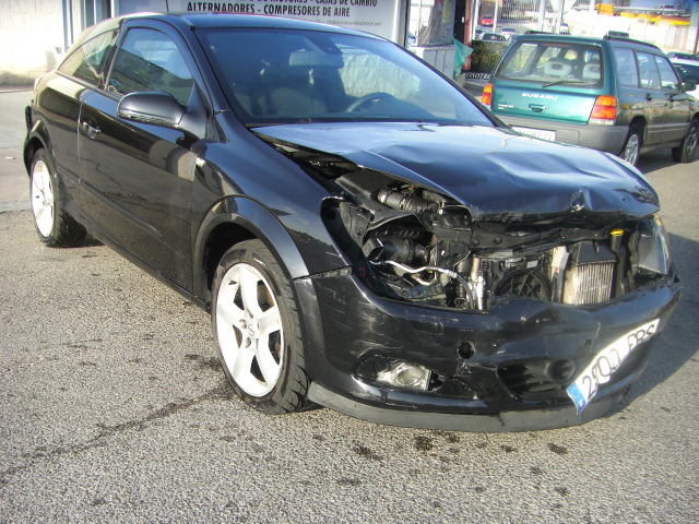 OPEL ASTRA GTC SPORT 1.9 CDTI 120CV