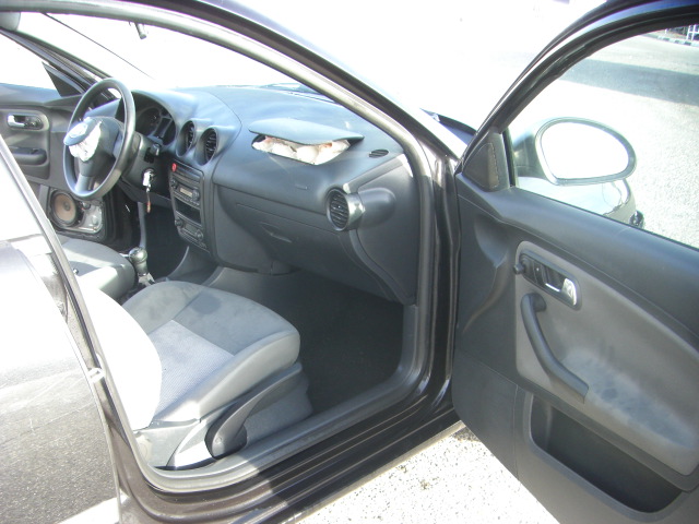 SEAT IBIZA 1.4 GASOLINA 75CV