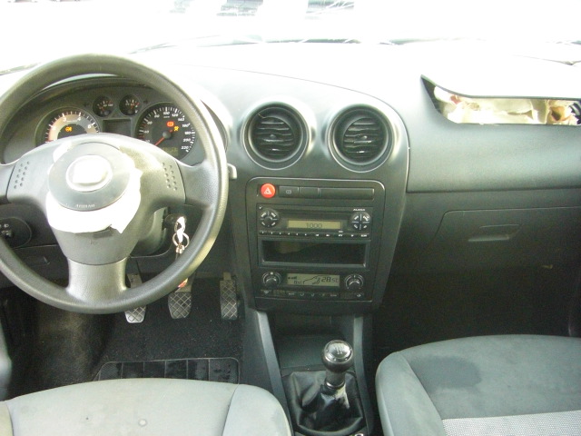 SEAT IBIZA 1.4 GASOLINA 75CV