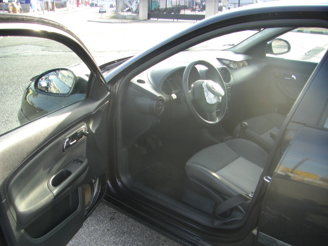 SEAT IBIZA 1.4 GASOLINA 75CV