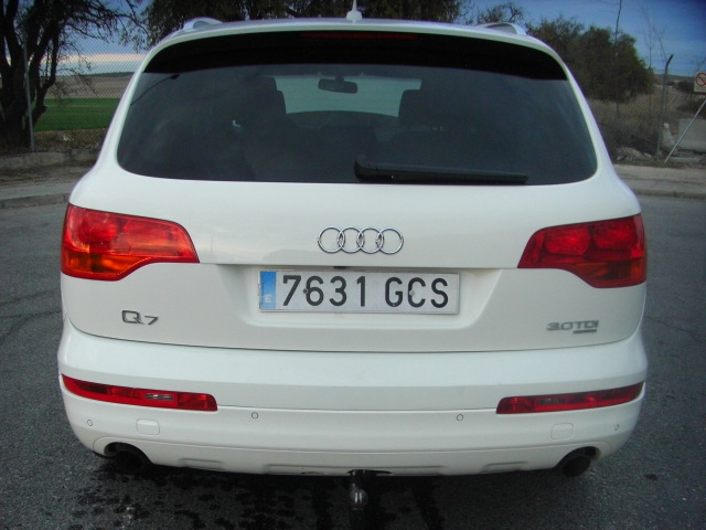 AUDI Q7 3.0 QUATTRO 140CV