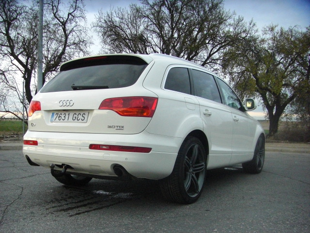 AUDI Q7 3.0 QUATTRO 140CV
