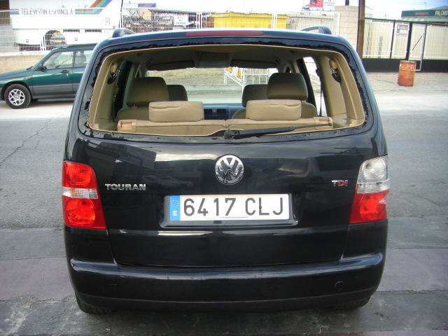 VOLKWAGEN TOURAN 2.0 TDI 136CV