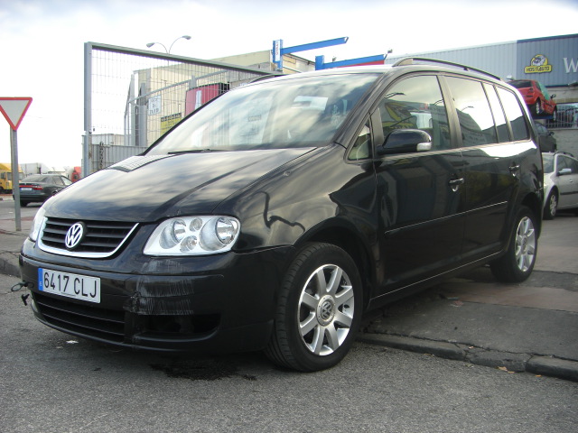 VOLKWAGEN TOURAN 2.0 TDI 136CV