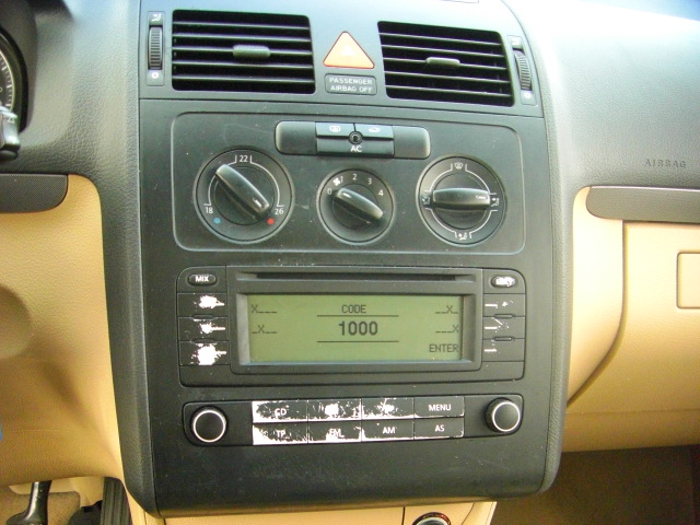 VOLKWAGEN TOURAN 2.0 TDI 136CV