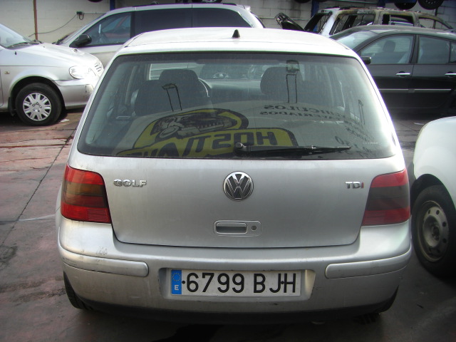 VOLKWAGEN GOLF 1.9 TDI 110CV
