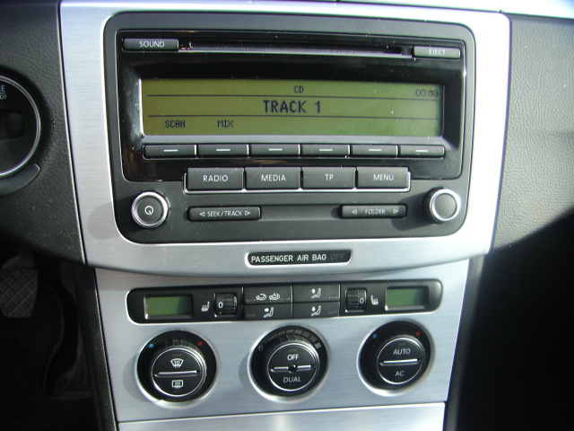 VOLKSWAGEN PASSAT VARIANT 2.0 TDI HIGHLINE 140CV