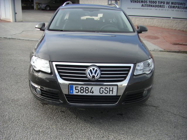 VOLKSWAGEN PASSAT VARIANT 2.0 TDI HIGHLINE 140CV